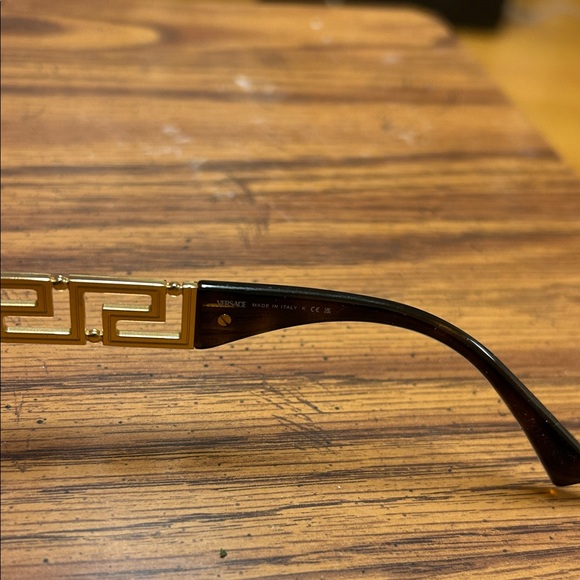 Versace Tortoiseshell Sunglasses with Gold Accents - Picture 3 of 10